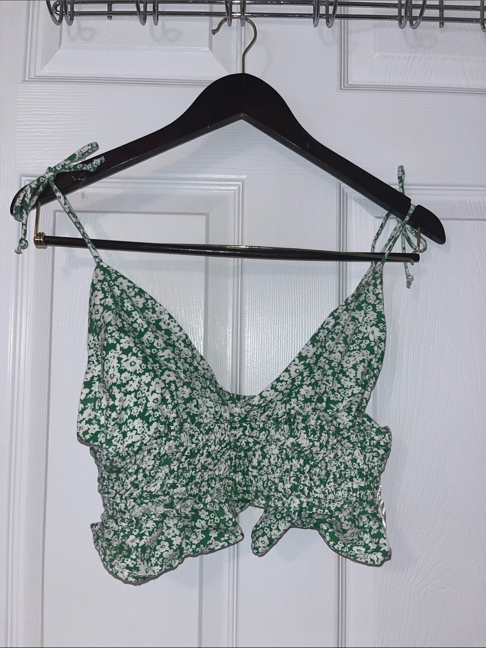 Green Floral Tie-Shoulder Smocked Crop Camisole